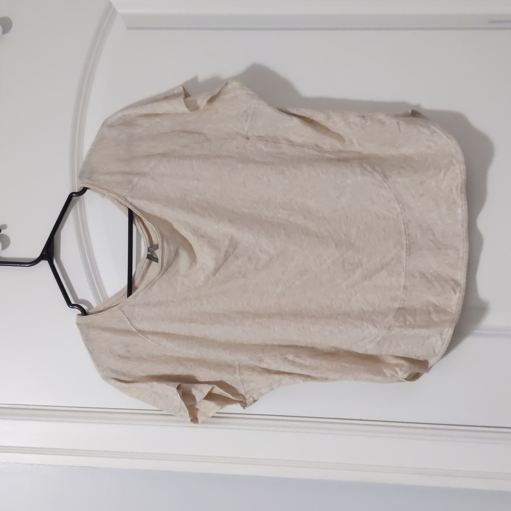 Anthropologie Cream Short Sleeve Tshirt